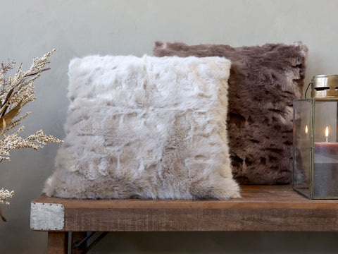 Chic Antique, Kissen aus Pelzimitat