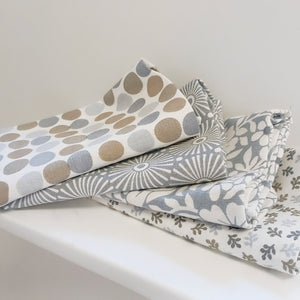 Krasilnikoff Geschirrtuch "Confetti", dusty blue