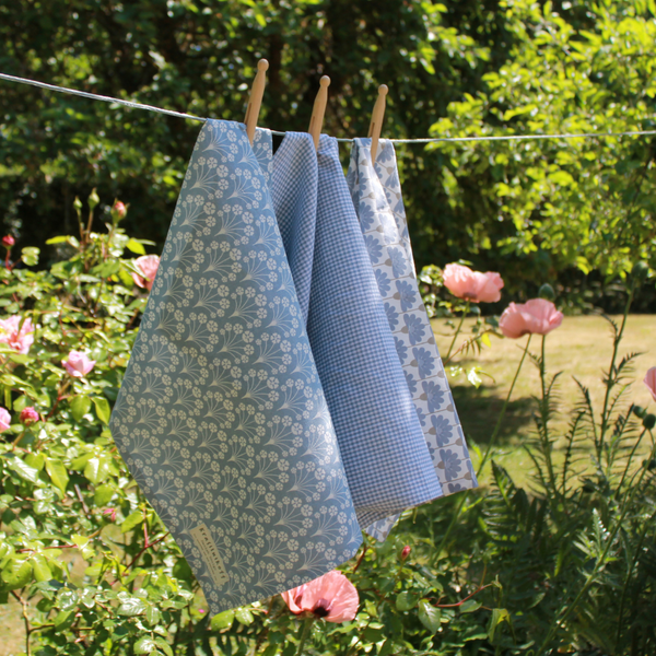 Krasilnikoff, Geschirrtuch  "Bouquet Dusty Blue"